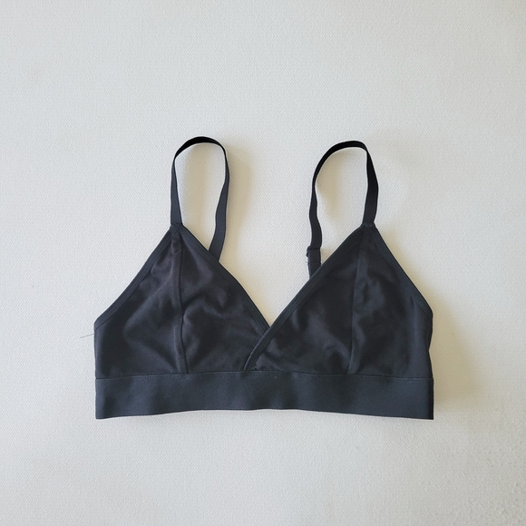Richer Poorer Classic Black Casual Bralette - Picture 1 of 8